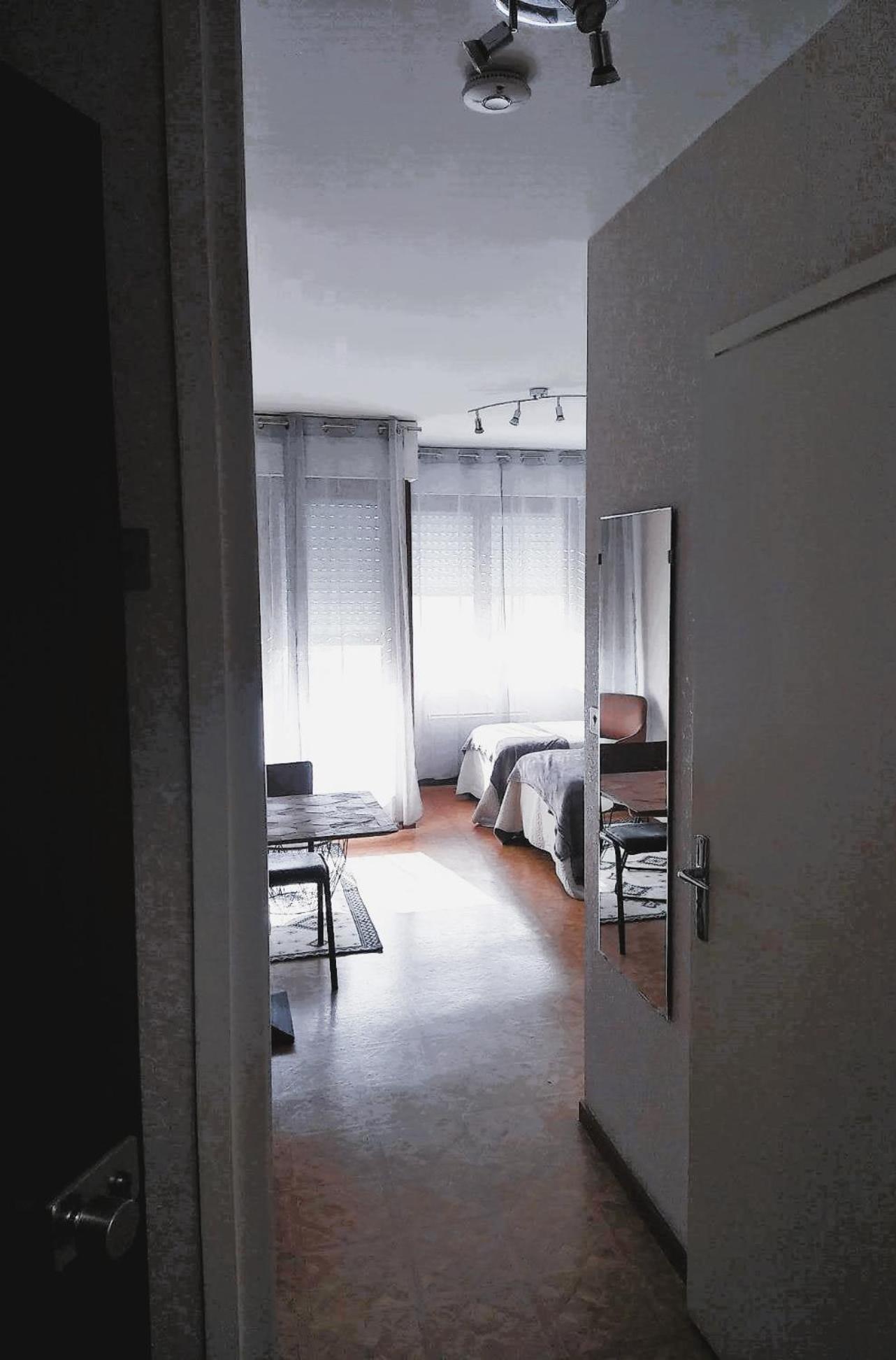 Paisible Studio Avec Agreable Loggia 2 Mn Du Centre Apartment Aix-les-Bains Exterior foto