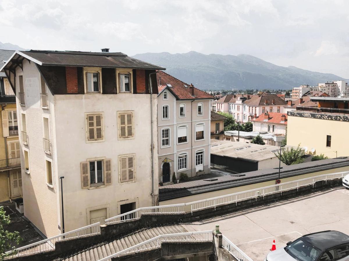 Paisible Studio Avec Agreable Loggia 2 Mn Du Centre Apartment Aix-les-Bains Exterior foto